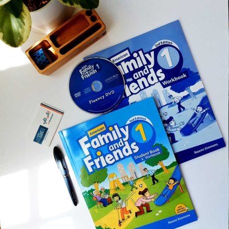 family-and-friends1-book