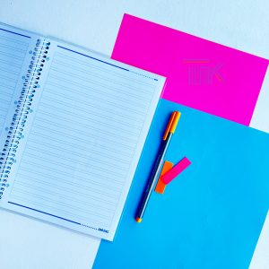 دفتر 2 خط سیمی 60 برگ جلد شده مدل پاستلی طرح 102 | دفتر زبان 2 خط